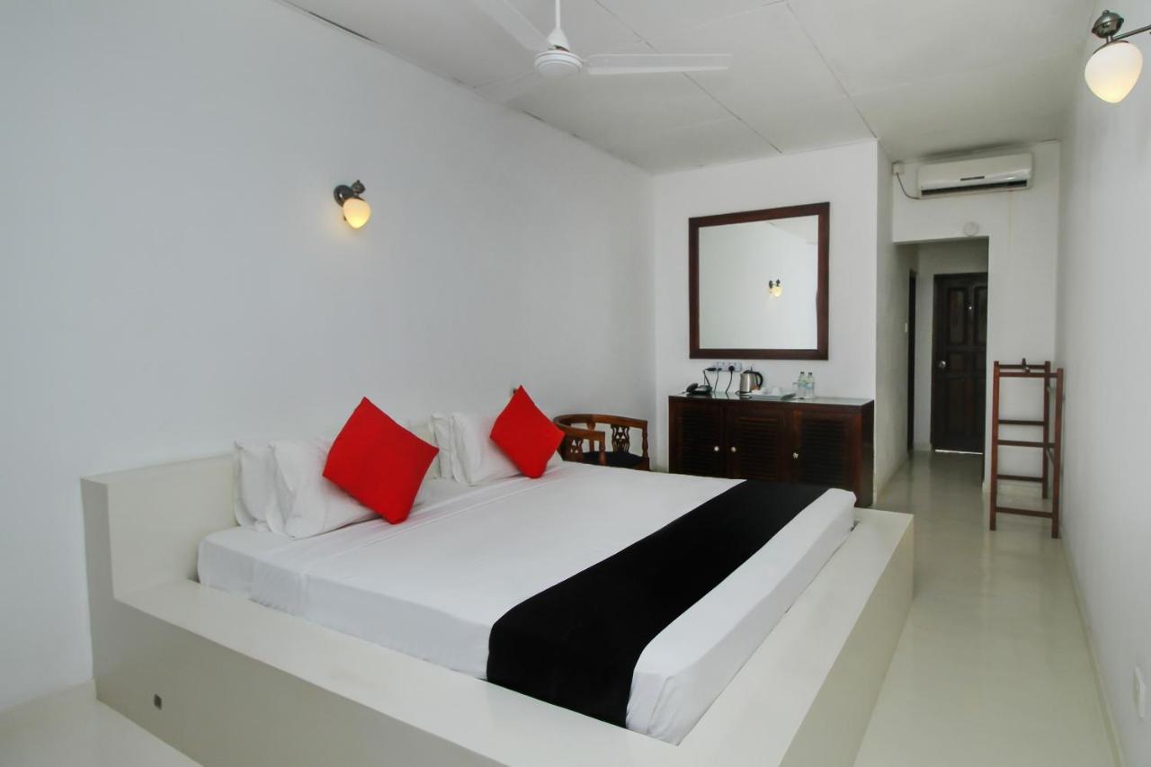 Kalla Bongo Lake Resort Hikkaduwa Phòng bức ảnh