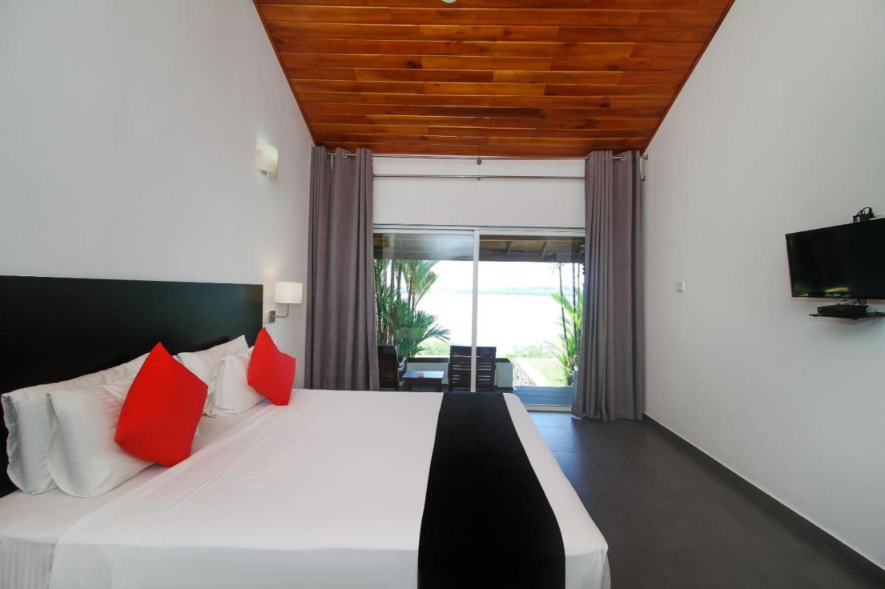 Kalla Bongo Lake Resort Hikkaduwa Ngoại thất bức ảnh