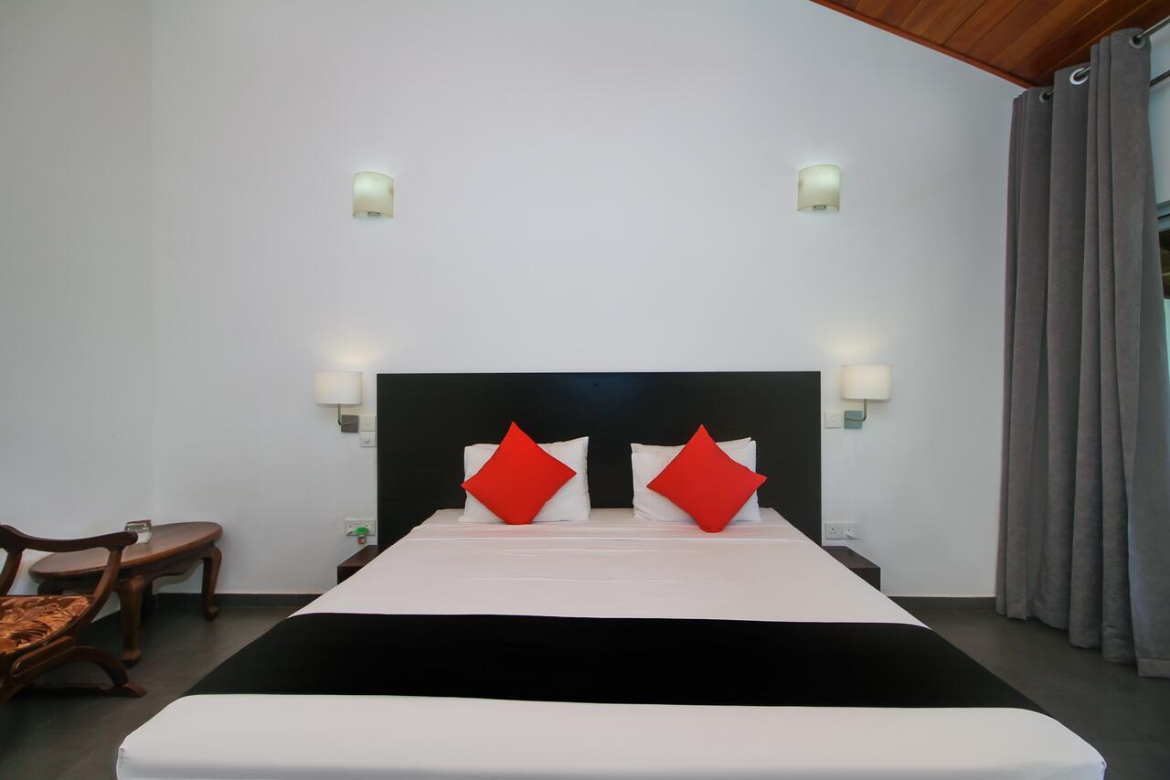 Kalla Bongo Lake Resort Hikkaduwa Ngoại thất bức ảnh